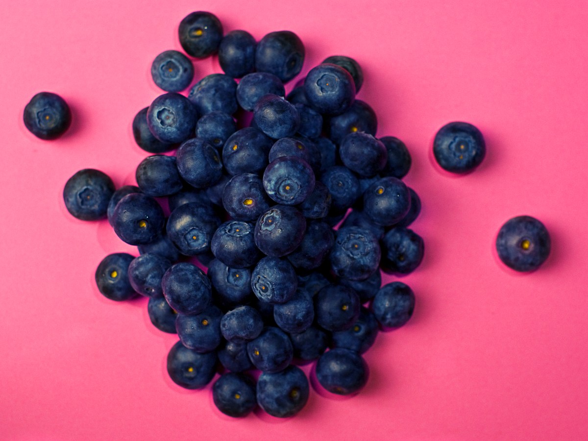 Blueberry muffin in a&nbsp;smoothie