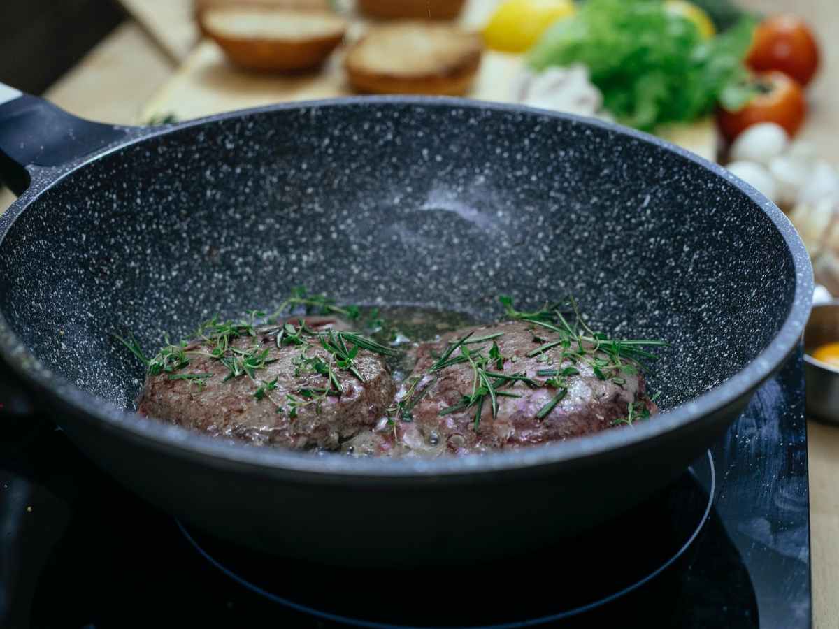 Bun-less lentil and beef&nbsp;burgers